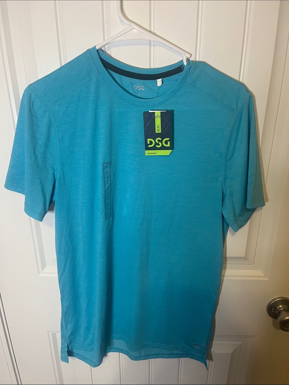 DSG Men’s Aqua Short-Sleeve Performance Tee